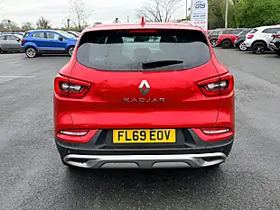 Used 2019 Renault Kadjar S Edition Flame Red - Interior and Exterior details 10