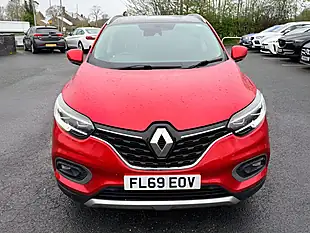 Used 2019 Renault Kadjar S Edition Flame Red - Interior and Exterior details 7