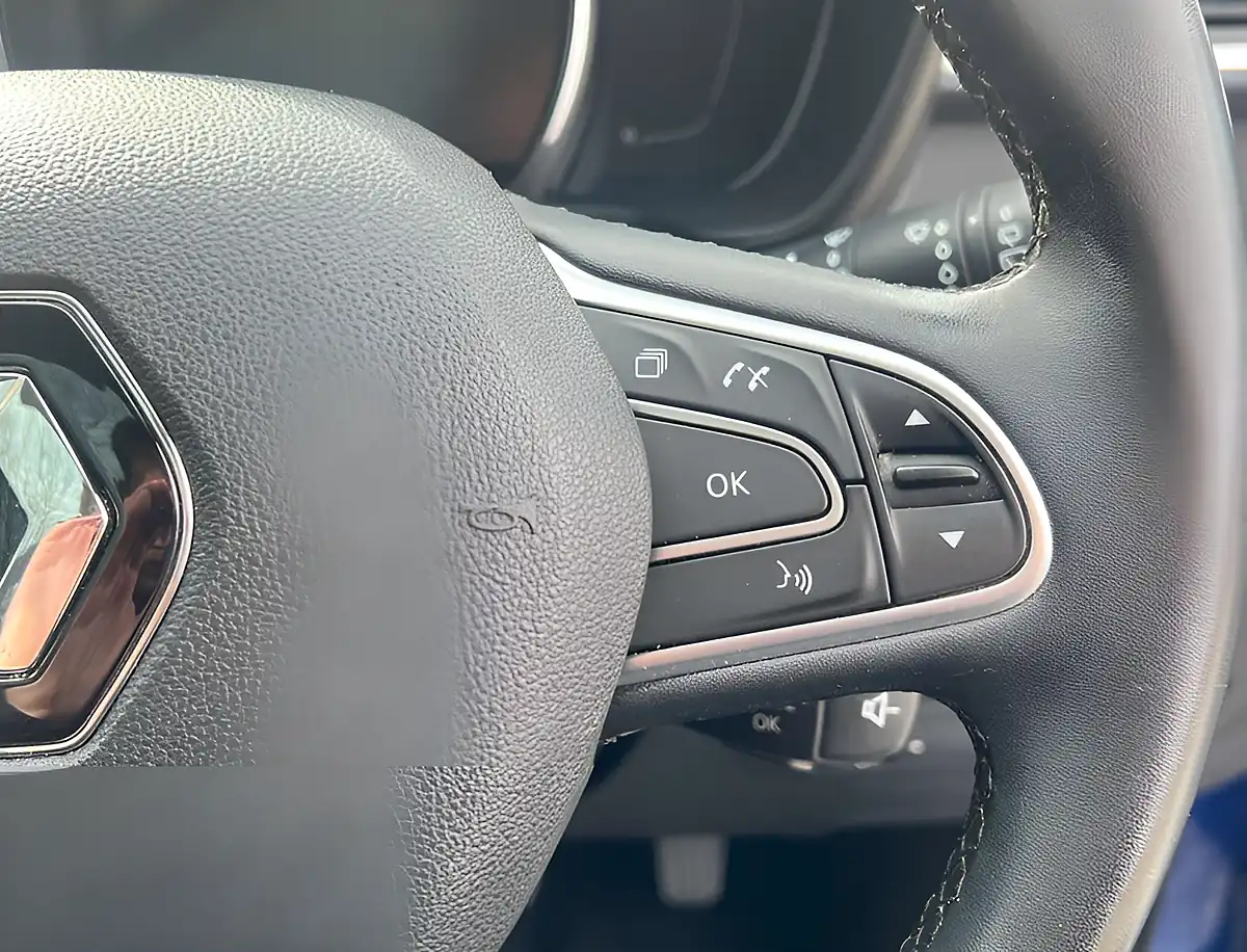 Used 2019 Renault Kadjar S Edition Iron Blue - Interior and Exterior details 18