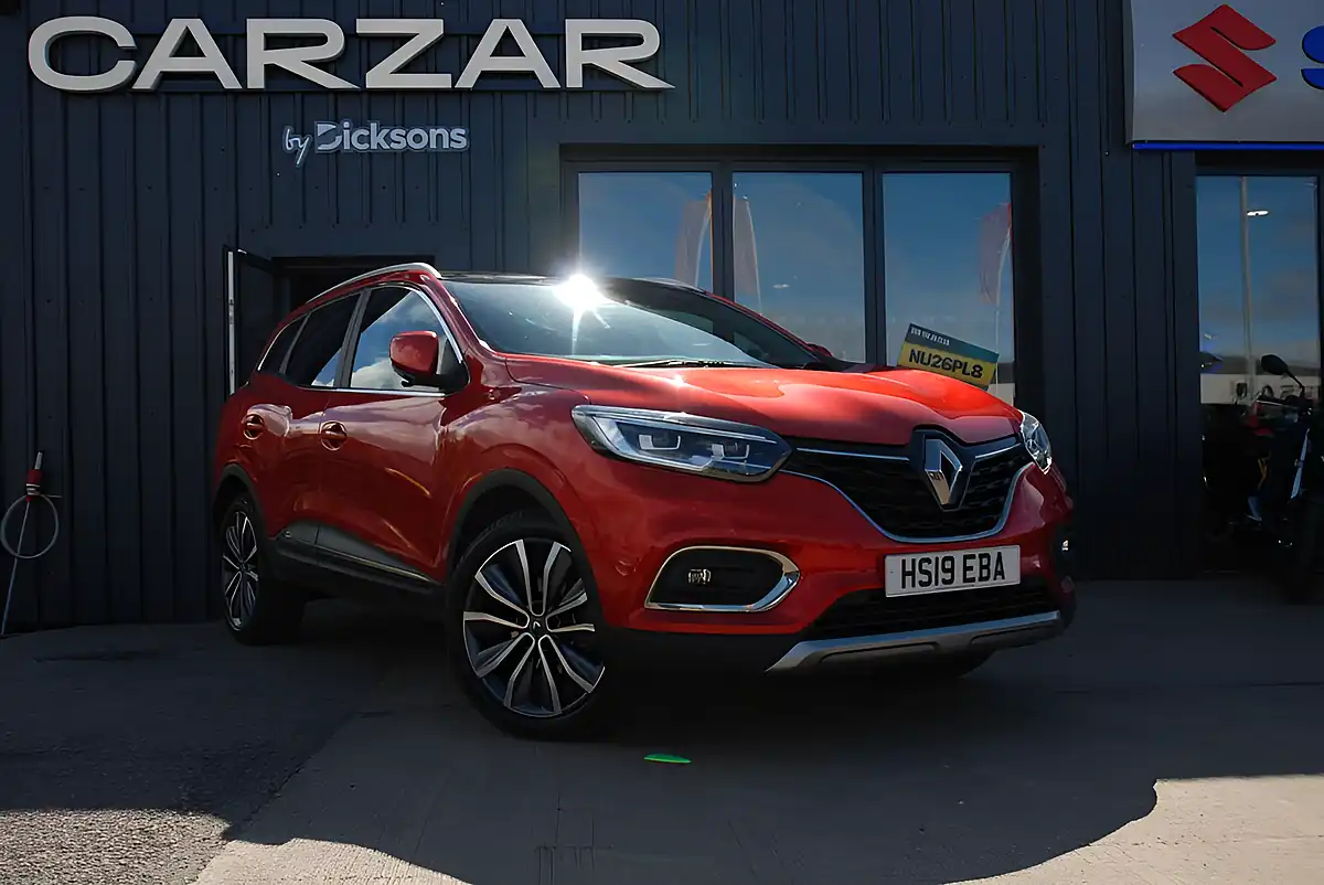 Used 2019 Renault Kadjar S Edition Red - Front View