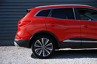 Used 2019 Renault Kadjar S Edition Red - Interior and Exterior details 17