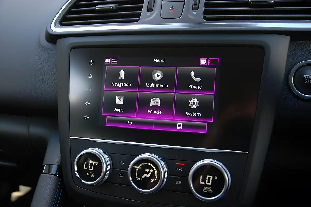 Used 2019 Renault Kadjar S Edition Red - Interior and Exterior details 18