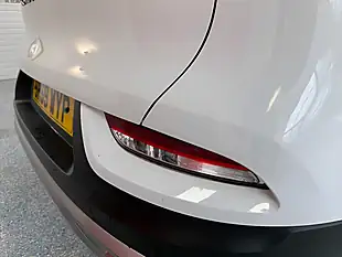 Used 2019 Renault Kadjar S Edition White - Interior and Exterior details 10