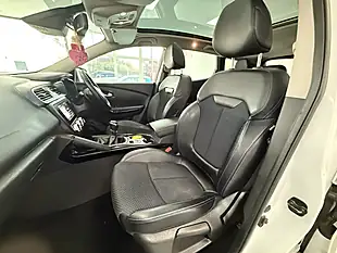 Used 2019 Renault Kadjar S Edition White - Interior and Exterior details 17