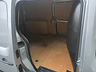 Used 2019 Renault Kangoo Business+ Grey - Interior and Exterior details 13