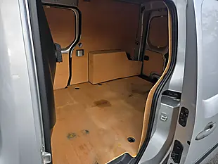 Used 2019 Renault Kangoo Business+ Grey - Interior and Exterior details 6