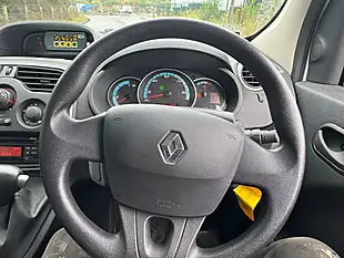 Used 2019 Renault Kangoo Business White - Interior and Exterior details 14