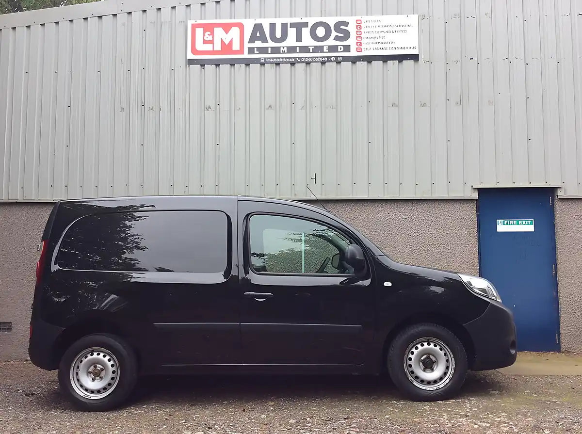 Used 2019 Renault Kangoo Energy Business Black - Front View