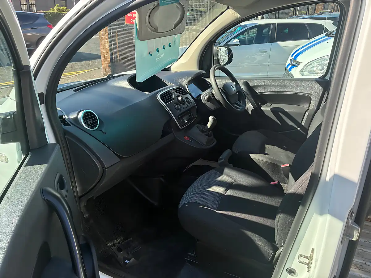 Used 2019 Renault Kangoo Energy Business Temperature Controlled White - Interior and Exterior details 14