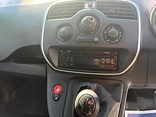 Used 2019 Renault Kangoo Energy Business Temperature Controlled White - Interior and Exterior details 8