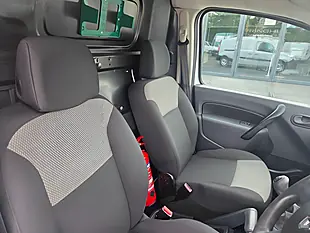 Used 2019 Renault Kangoo Maxi Business White - Interior and Exterior details 16