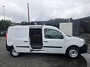 Used 2019 Renault Kangoo Maxi Business White - Interior and Exterior details 4