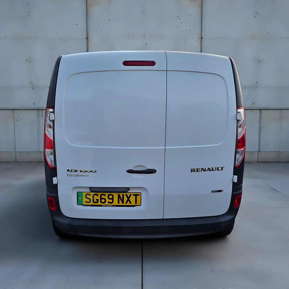 Used 2019 Renault Kangoo ML-20 Business Edition Alpine White - Interior and Exterior details 4