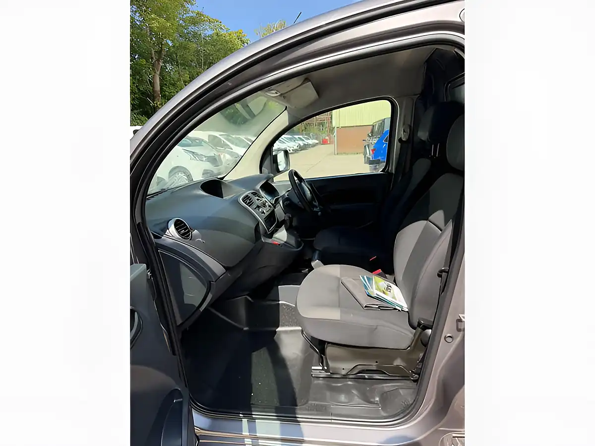Used 2019 Renault Kangoo ML19 Business Grey - Interior and Exterior details 19