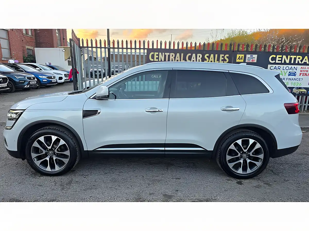 Used 2019 Renault Koleos GT Line White - Interior and Exterior details 16
