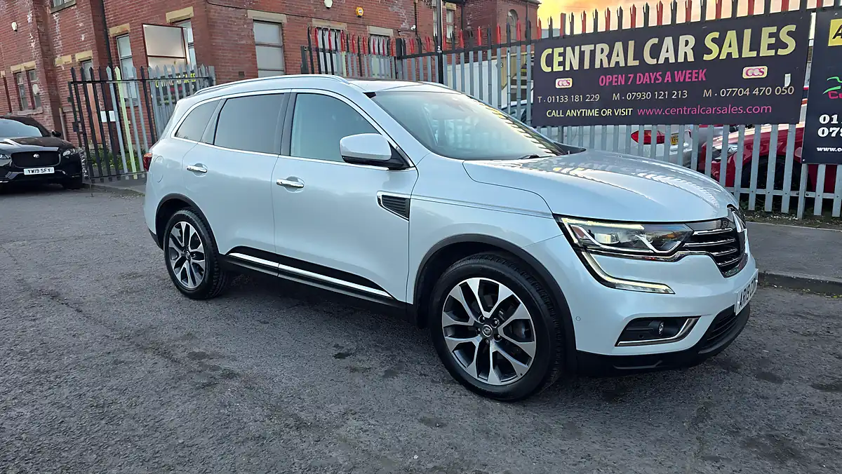 Used 2019 Renault Koleos GT Line White - Front View