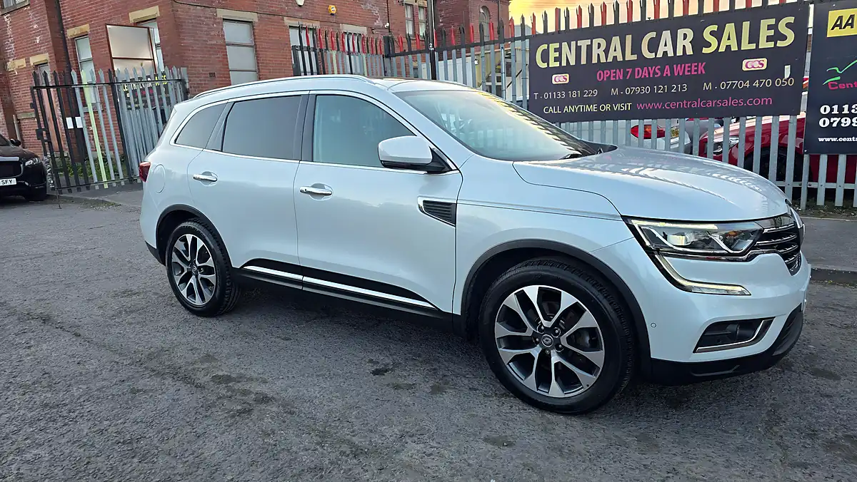 Used 2019 Renault Koleos GT Line White - Interior and Exterior details 6