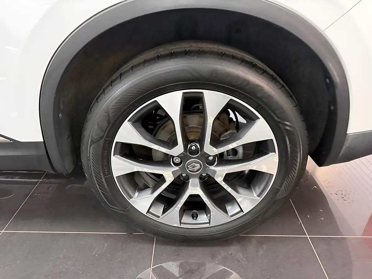 Used 2019 Renault Koleos Iconic White - Interior and Exterior details 12