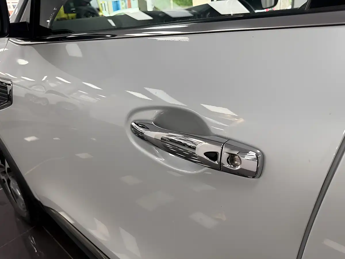 Used 2019 Renault Koleos Iconic White - Interior and Exterior details 13
