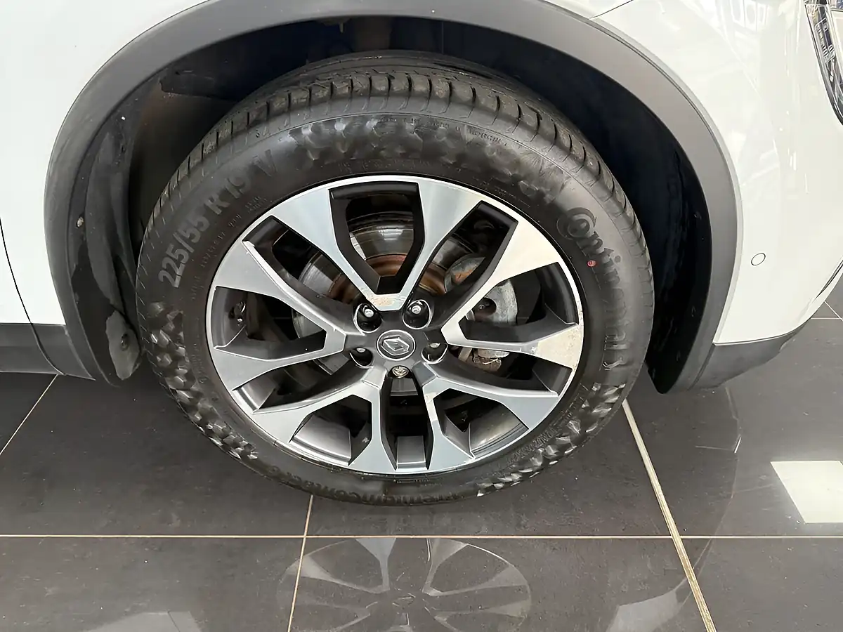 Used 2019 Renault Koleos Iconic White - Interior and Exterior details 20