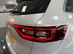 Used 2019 Renault Koleos Iconic White - Interior and Exterior details 7