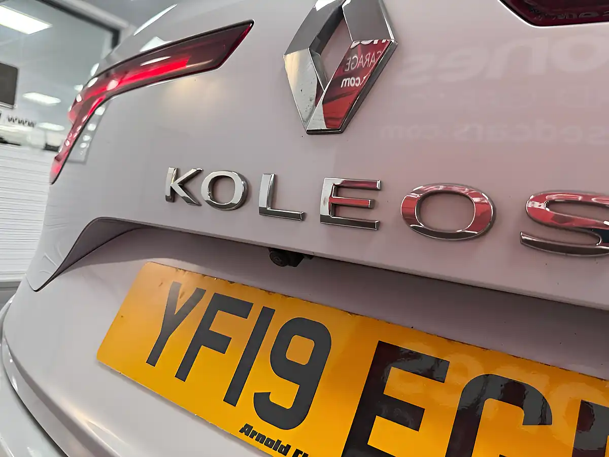 Used 2019 Renault Koleos Iconic White - Interior and Exterior details 9