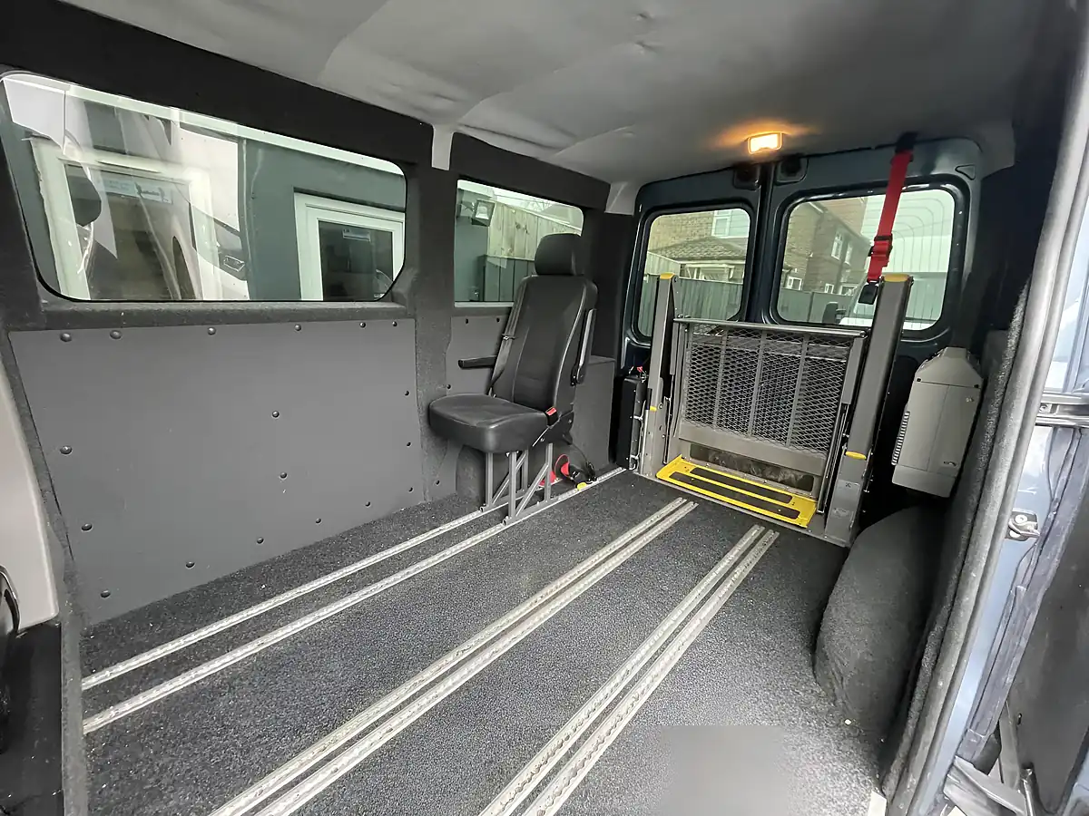 Used 2019 Renault Master SL28 Business Blue - Interior and Exterior details 15