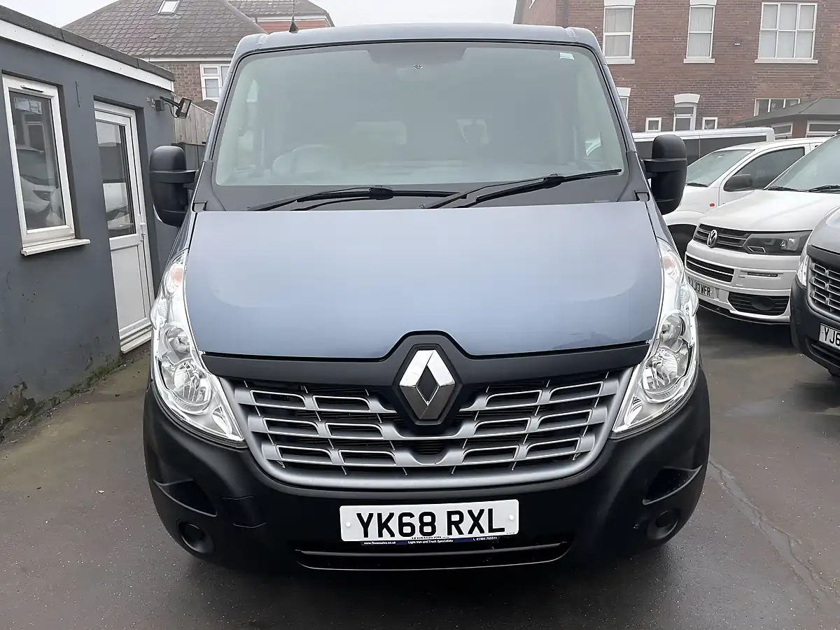 Used 2019 Renault Master SL28 Business Blue - Interior and Exterior details 2