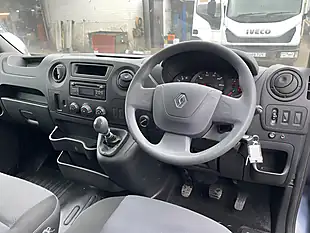 Used 2019 Renault Master SL28 Business Blue - Interior and Exterior details 4