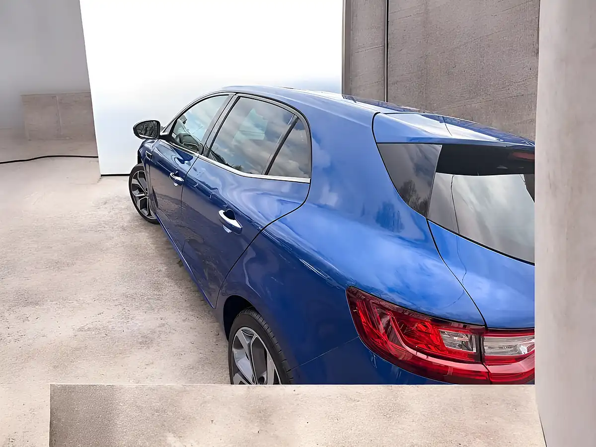 Used 2019 Renault Megane GT Line Iron Blue - Interior and Exterior details 8