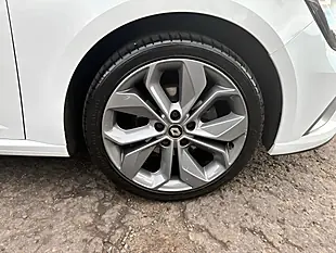 Used 2019 Renault Megane GT Line Sport Tourer Arctic White - Interior and Exterior details 16