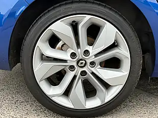 Used 2019 Renault Megane GT Line Sport Tourer Blue - Interior and Exterior details 17