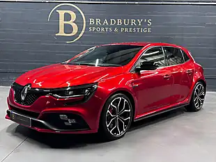 Used 2019 Renault Megane R.s. Flame Red - Interior and Exterior details 12