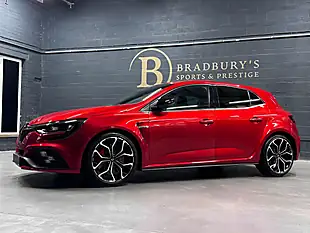 Used 2019 Renault Megane R.s. Flame Red - Interior and Exterior details 13