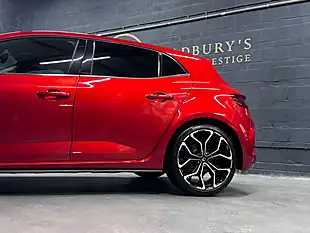 Used 2019 Renault Megane R.s. Flame Red - Interior and Exterior details 16