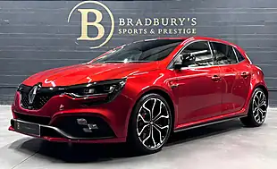 Used 2019 Renault Megane R.s. Flame Red - Interior and Exterior details 4