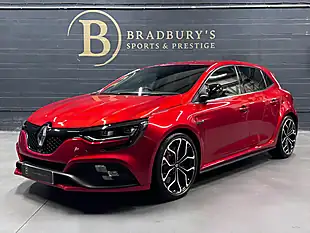 Used 2019 Renault Megane R.s. Flame Red - Interior and Exterior details 6