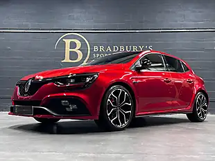 Used 2019 Renault Megane R.s. Flame Red - Interior and Exterior details 8