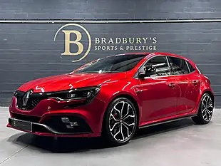 Used 2019 Renault Megane R.s. Flame Red - Interior and Exterior details 9