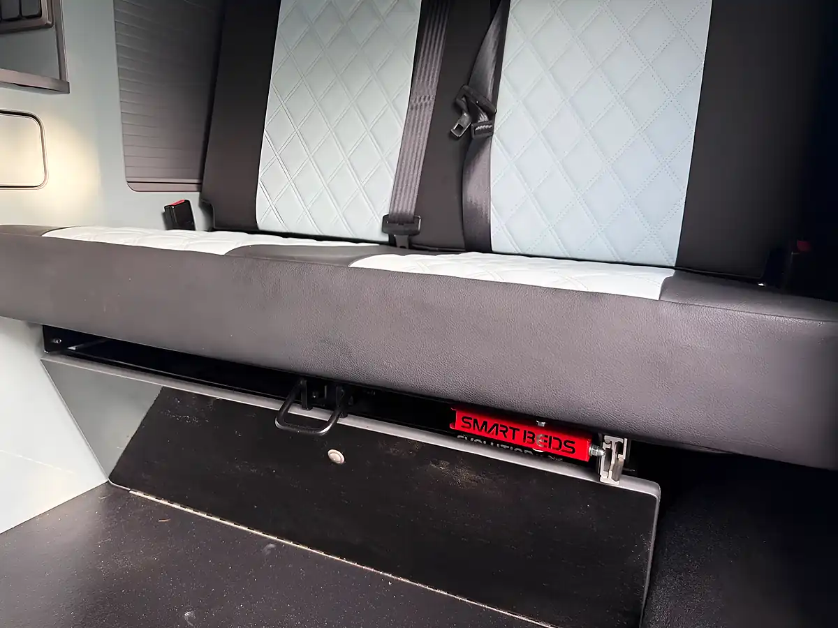Used 2019 Renault Trafic 27 Sport Nav Silver - Interior and Exterior details 17