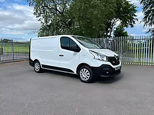 Used 2019 Renault Trafic Business Swb Standard Roof White - Interior and Exterior details 2