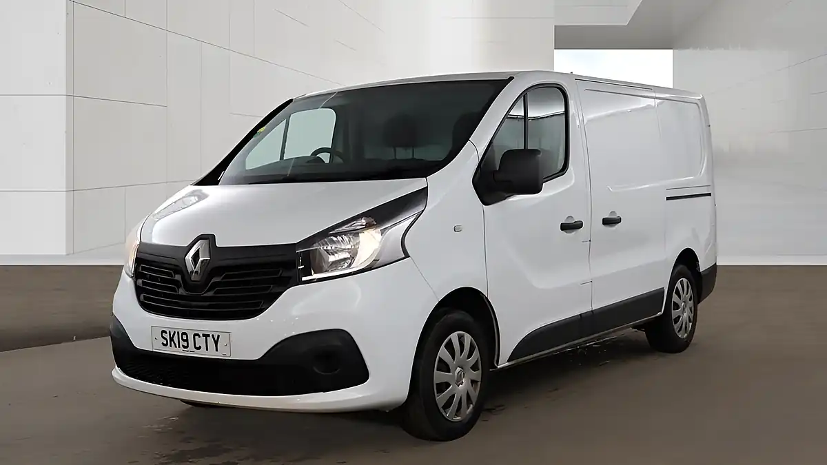Used 2019 Renault Trafic Business+ White - Interior and Exterior details 2