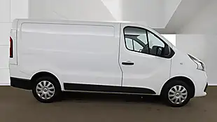 Used 2019 Renault Trafic Business+ White - Interior and Exterior details 6