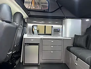 Used 2019 Renault Trafic Campervan Silver - Interior and Exterior details 12