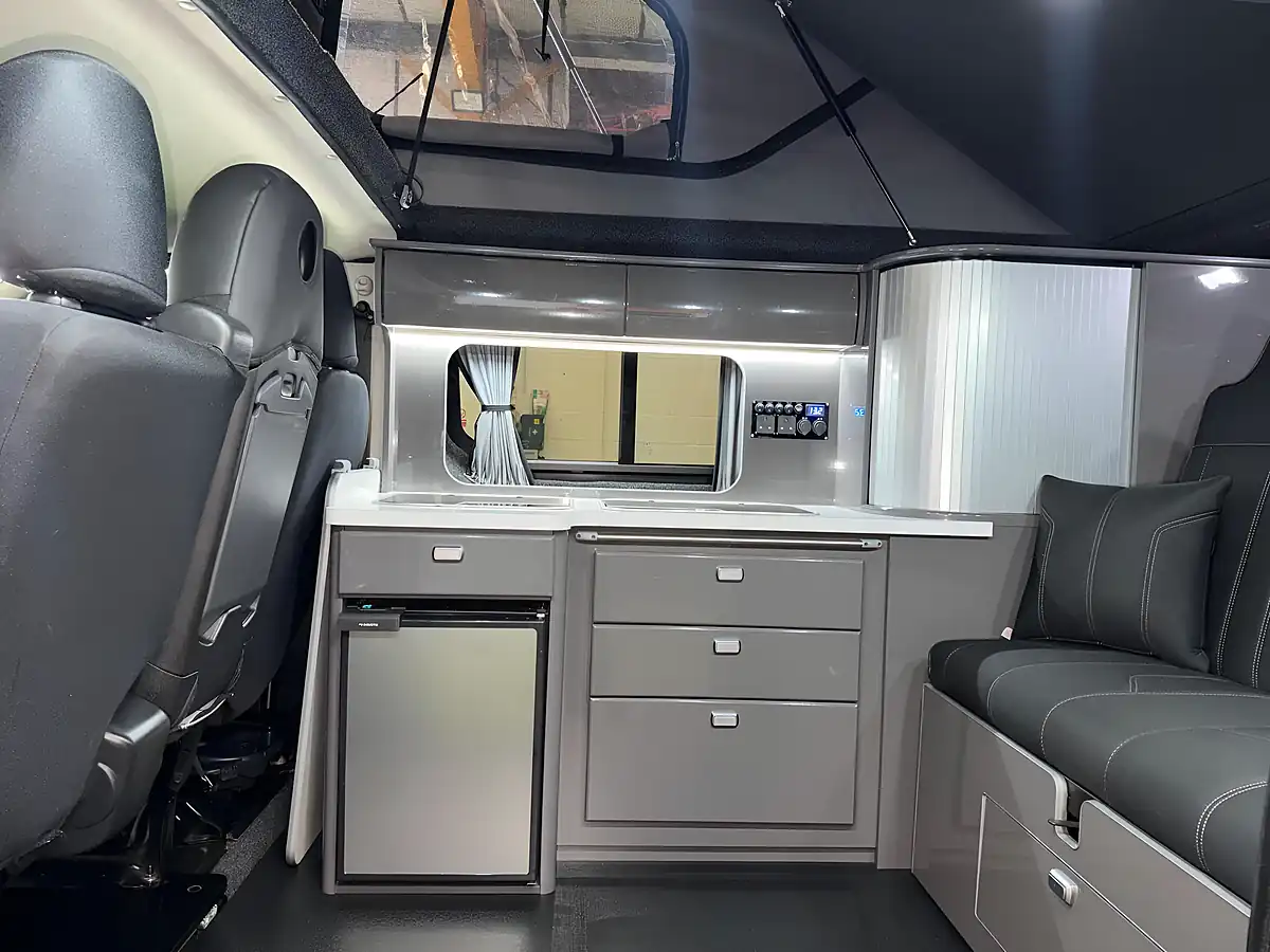 Used 2019 Renault Trafic Campervan Silver - Interior and Exterior details 12