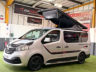 Used 2019 Renault Trafic Campervan Silver - Interior and Exterior details 4
