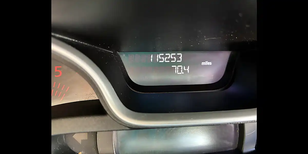 Used 2019 Renault Trafic Energy 30 Business Glacier White - Interior and Exterior details 11