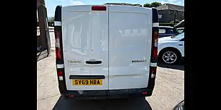 Used 2019 Renault Trafic Energy 30 Business Glacier White - Interior and Exterior details 8