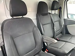 Used 2019 Renault Trafic Energy Sport Nav Lwb White - Interior and Exterior details 9