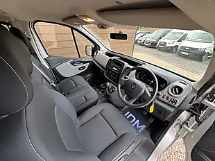 Used 2019 Renault Trafic SL27 Business Mercury - Interior and Exterior details 13